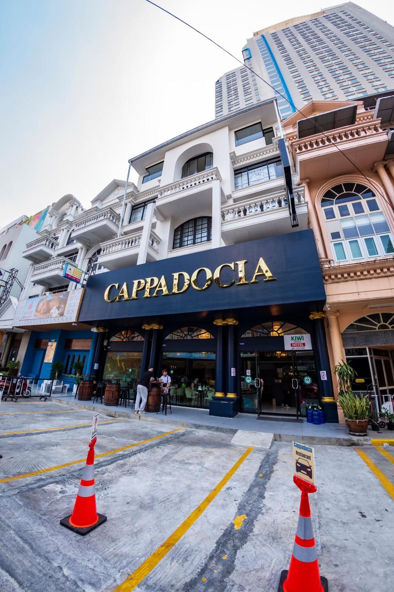 Kiwi Capsule Hotel Bangkok Eksteriør billede